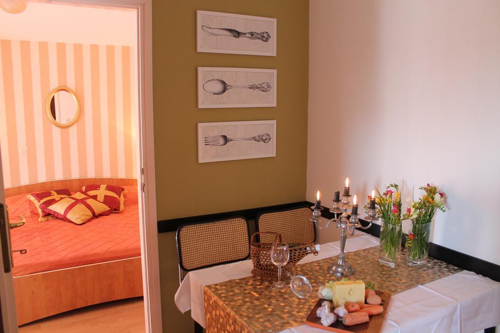 Villa Bougenvilia Tomas Tučepi Zimmer foto